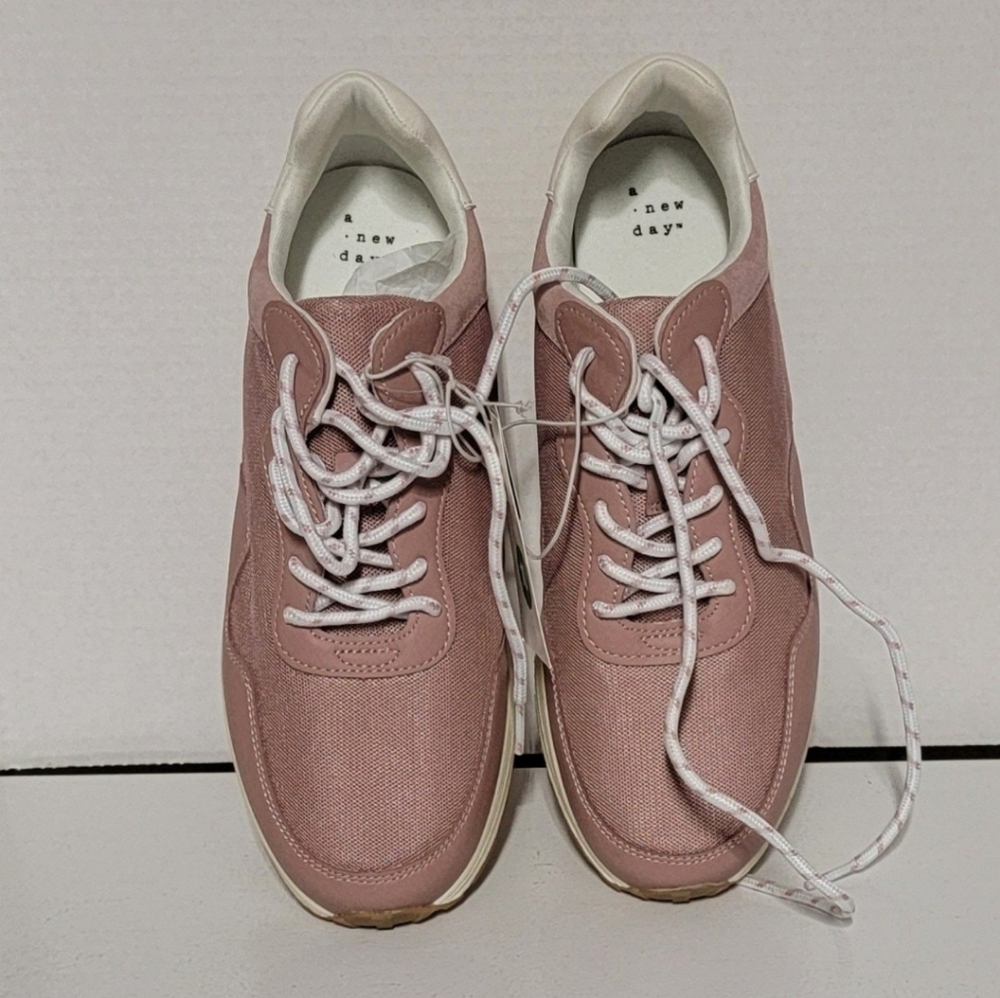 Women's A New Day Athletic Shoes NWT Pink Size 9.5